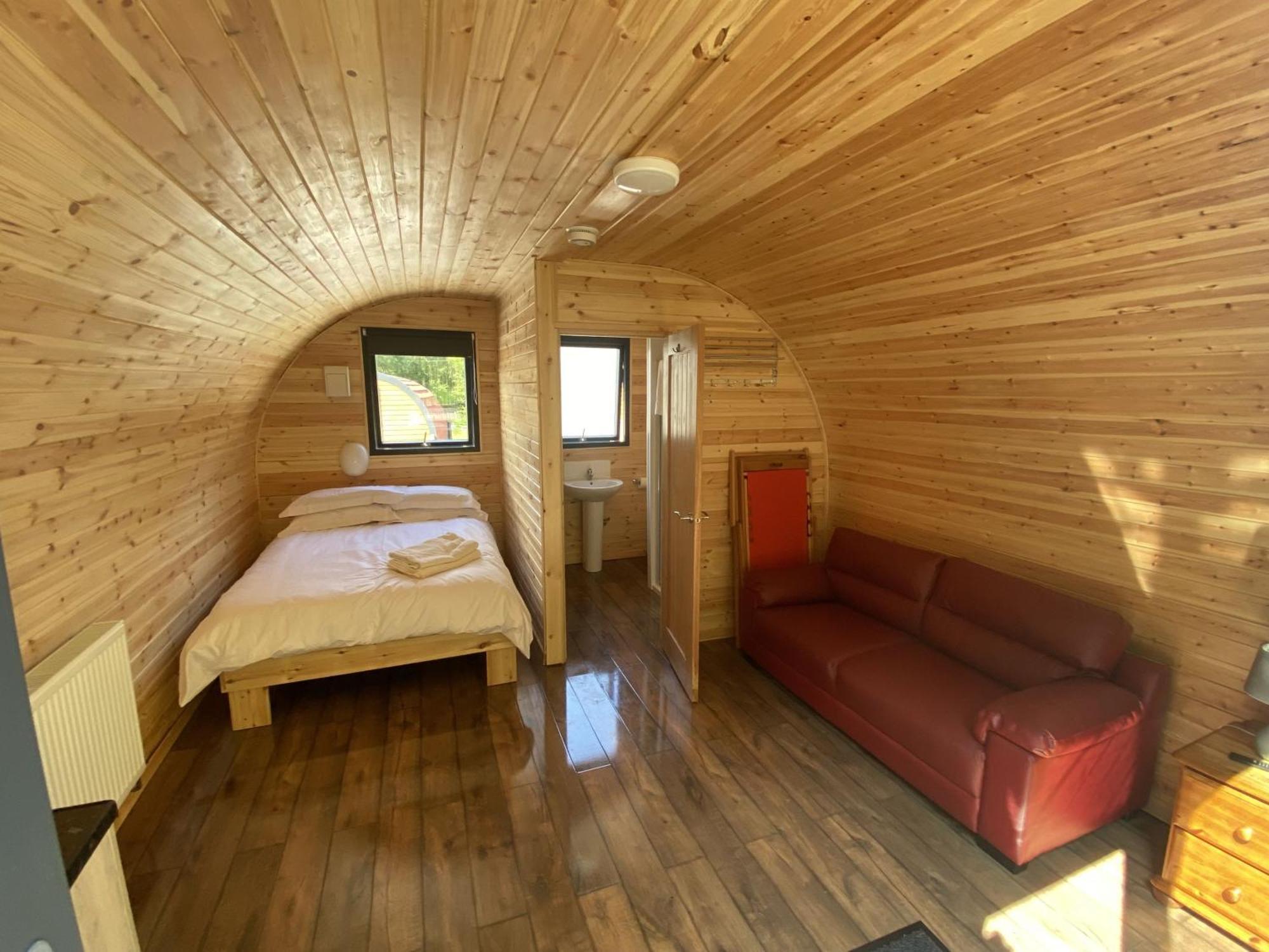 Forest Pod 4 Pet Friendly Villa Neath Exterior foto